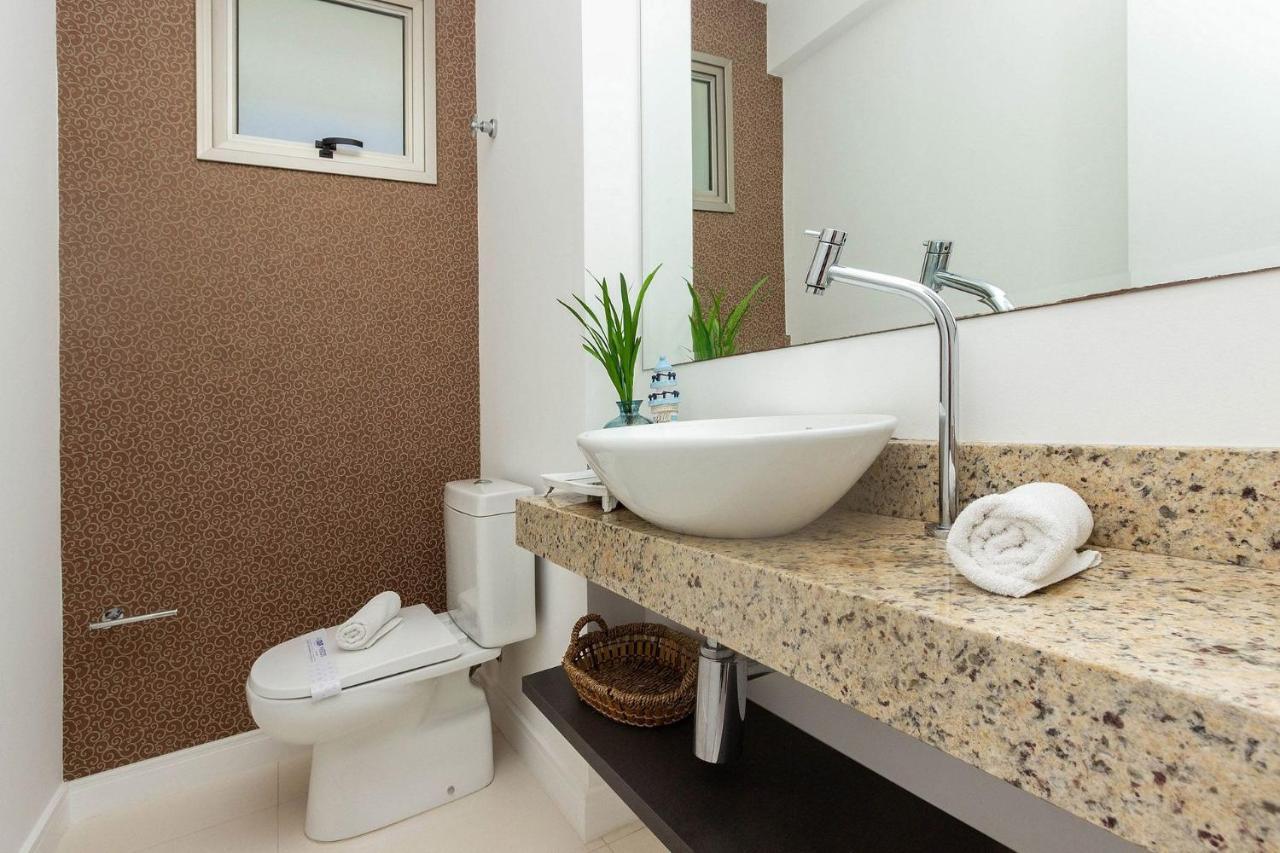 Punta Blu 102-7 - Apartamento De Alto Padrao Em Condominio Exclusivo, Quadra Poliesportiva - Piscina - Portaria 24H. Bombinhas Zewnętrze zdjęcie